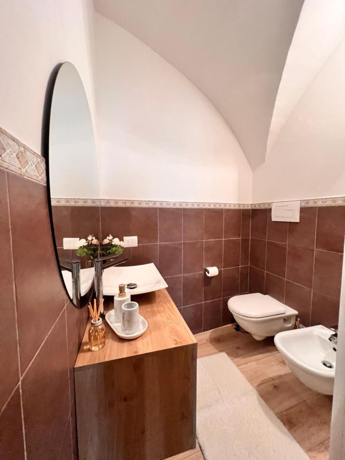 L'Arco Sul Lago • Gold Apartment Castro  外观 照片