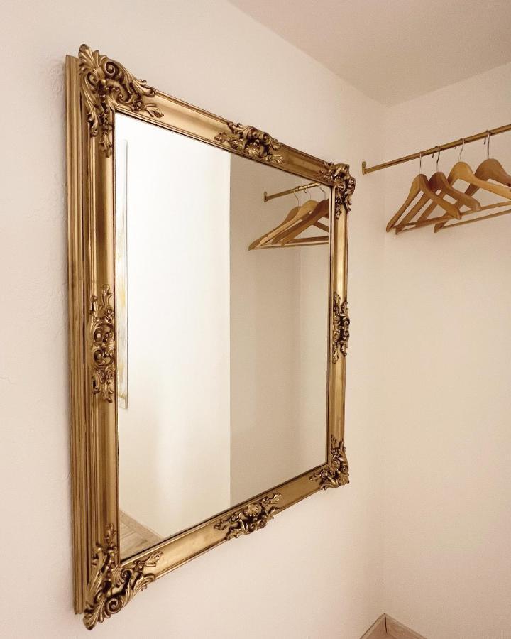 L'Arco Sul Lago • Gold Apartment Castro  外观 照片
