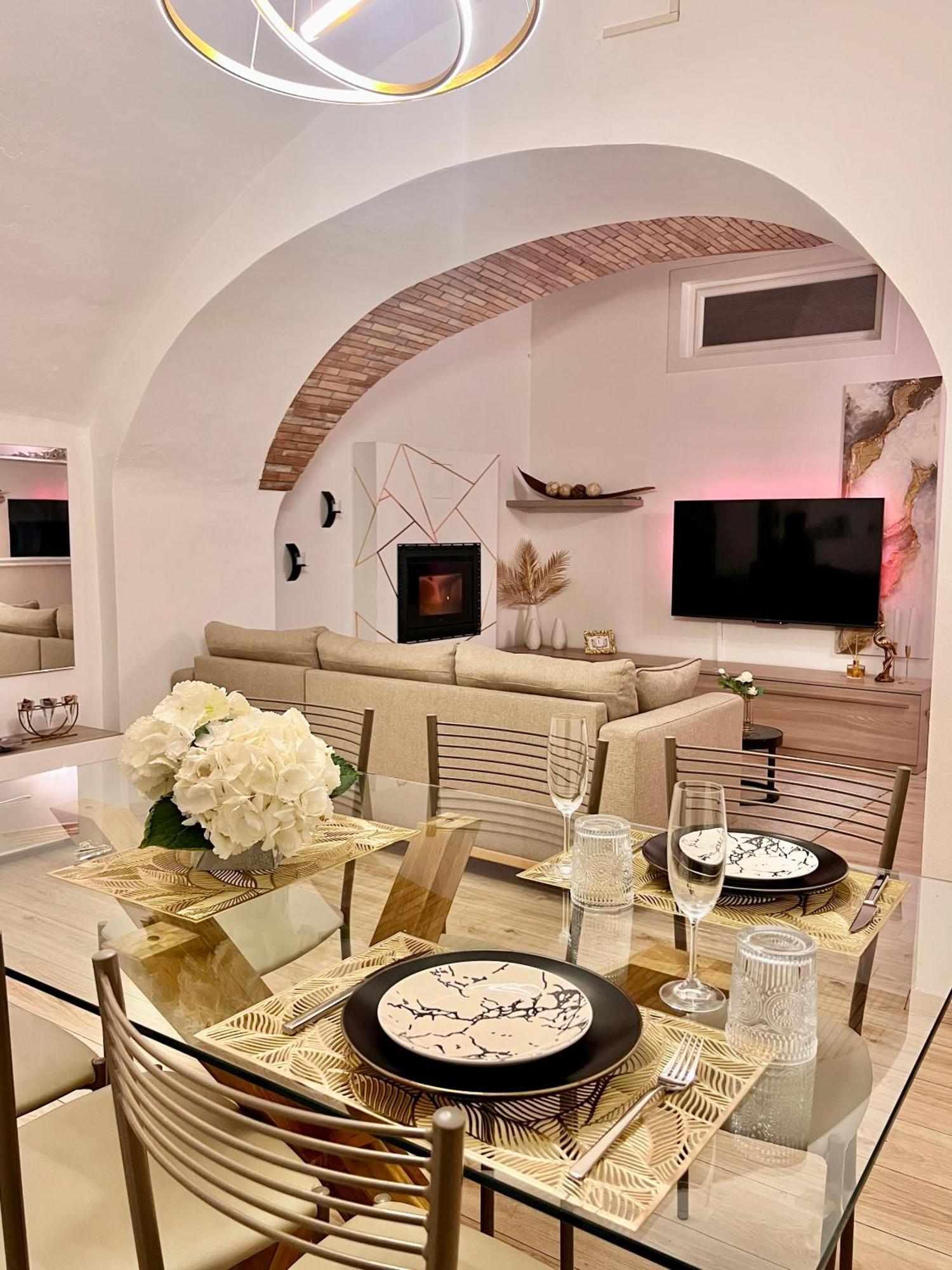 L'Arco Sul Lago • Gold Apartment Castro  外观 照片