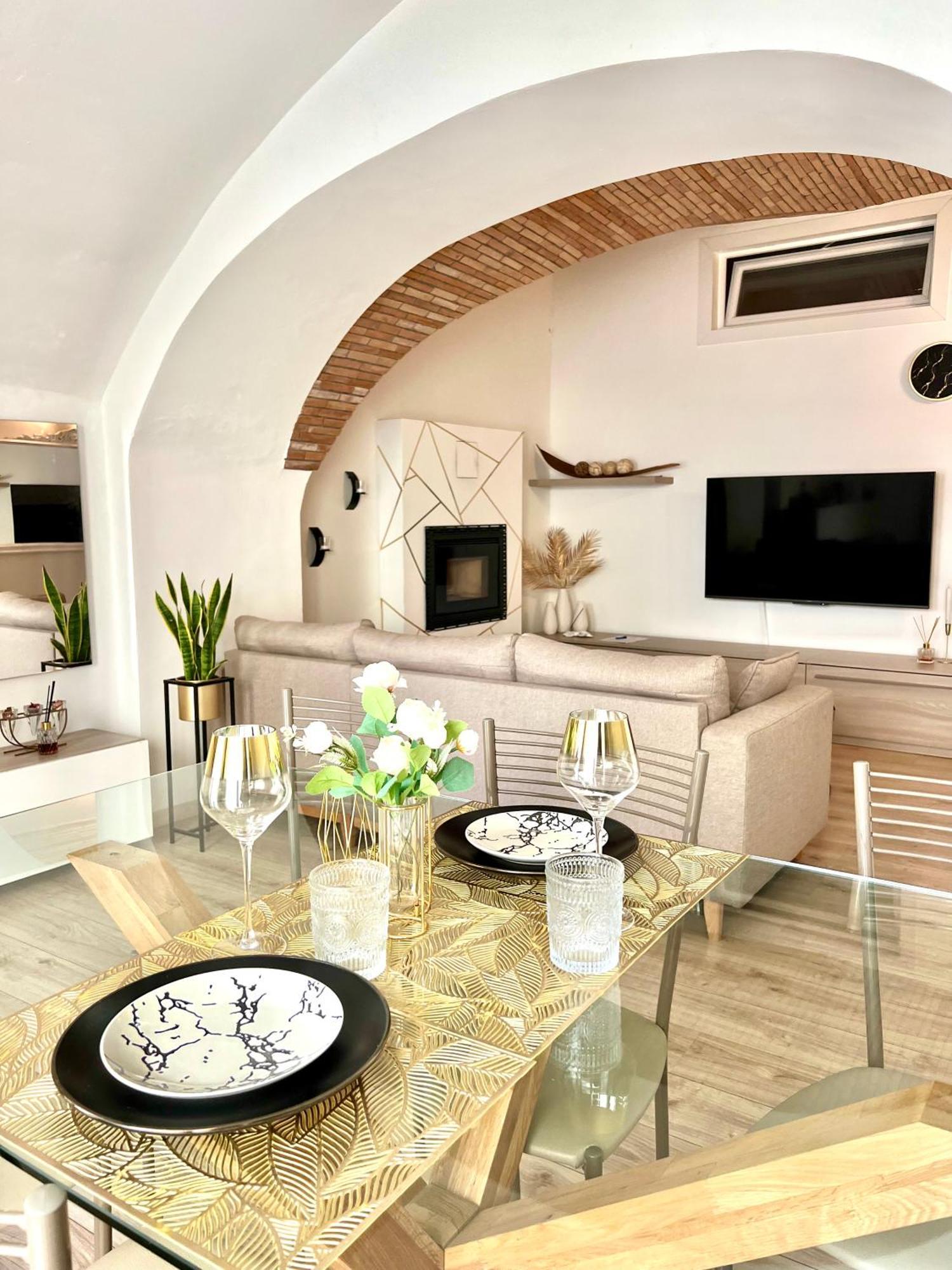 L'Arco Sul Lago • Gold Apartment Castro  外观 照片